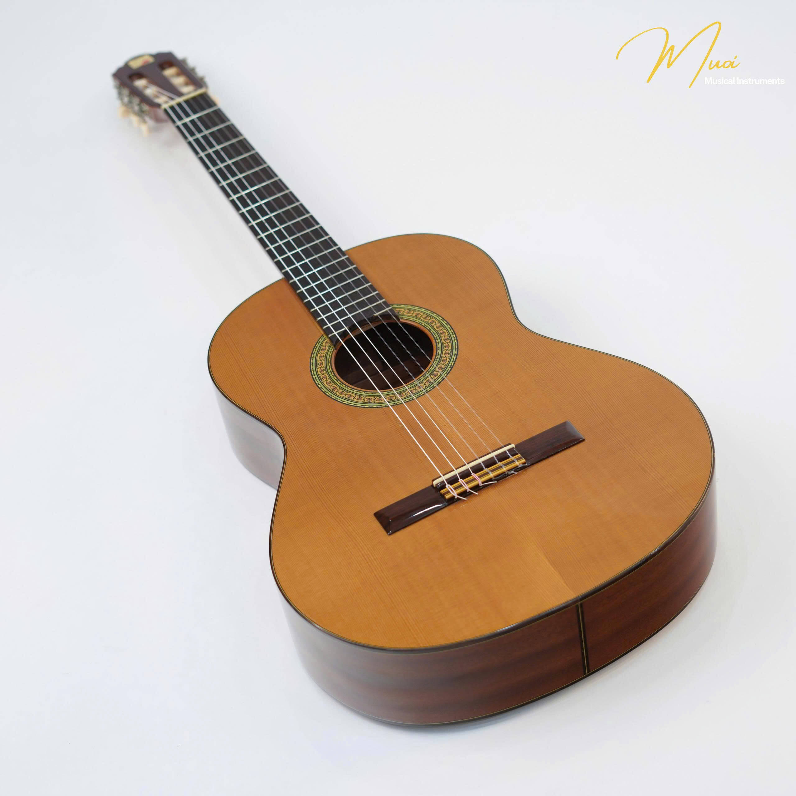 ĐÀN GUITAR CLASSIC ALHAMBRA 3C